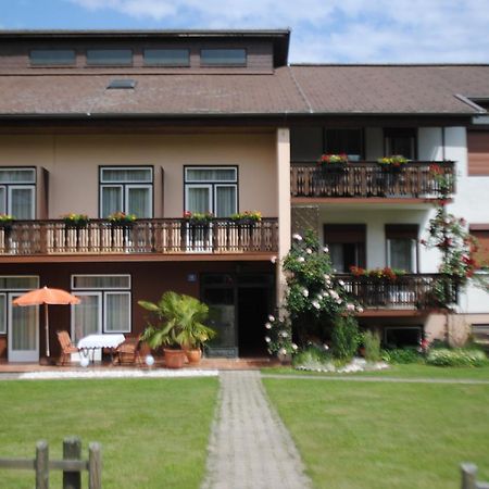 Ferienhaus Michor Latschach ober dem Faakersee Luaran gambar