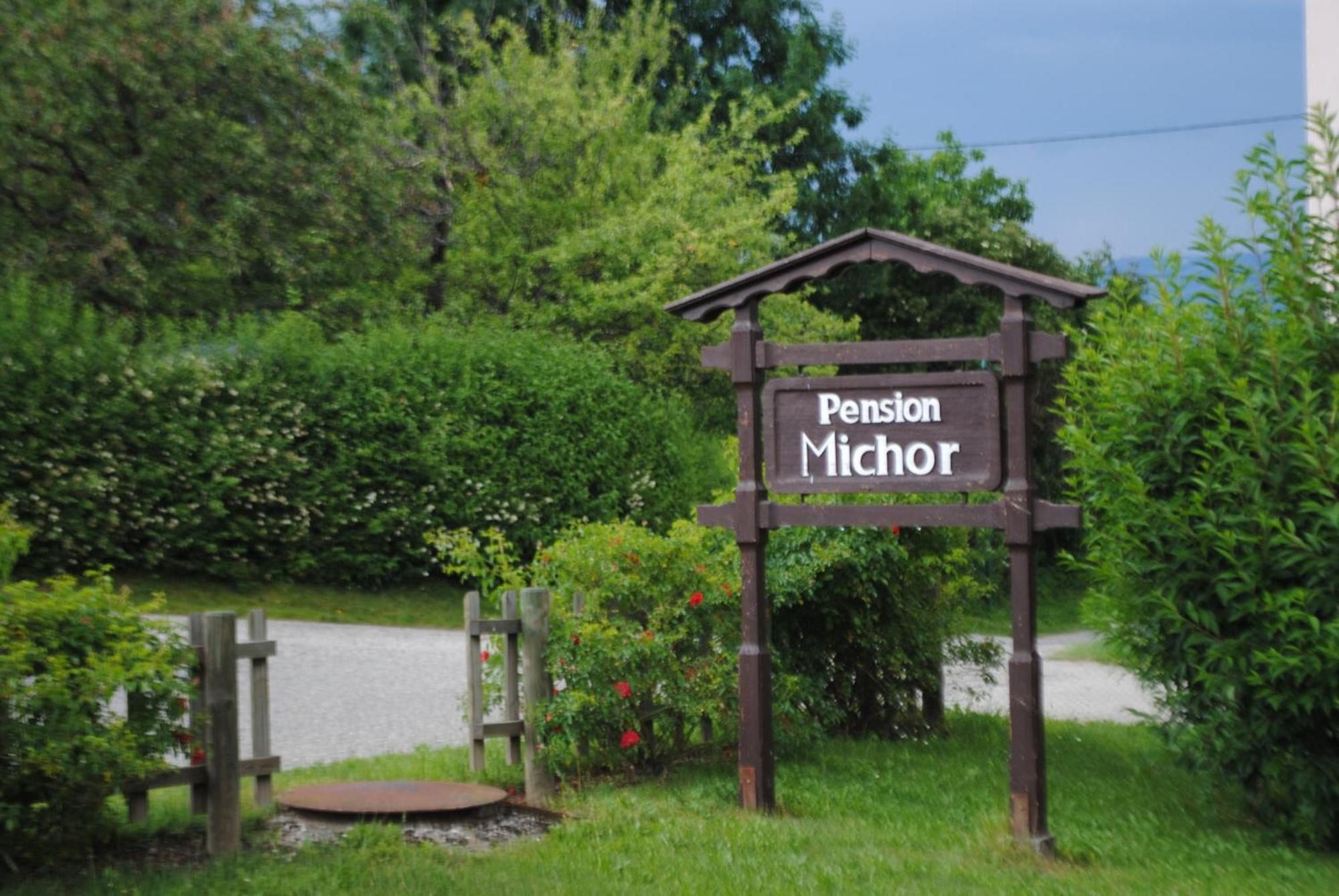 Ferienhaus Michor Latschach ober dem Faakersee Luaran gambar
